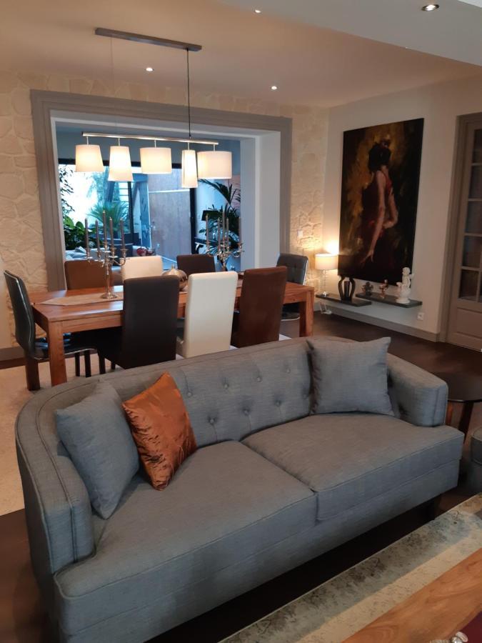 La Glycine Blanche Hotel Pomas ภายนอก รูปภาพ